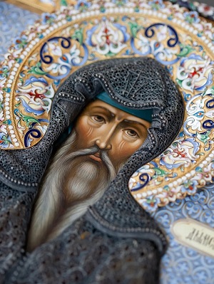 Иконы в жанре живописи по эмали